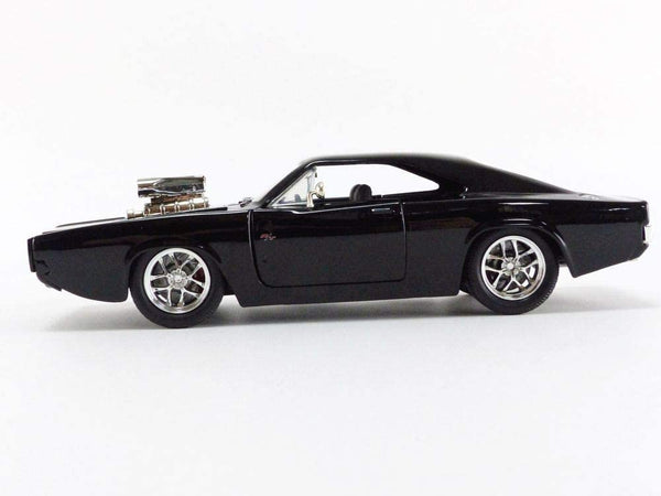 JADA TOYS: FAST & FURIOUS - DOM & DODGE CHARGER R/T (1: 24 SCALE BLACK DIE-CAST CAR WITH DOM FIGURE)